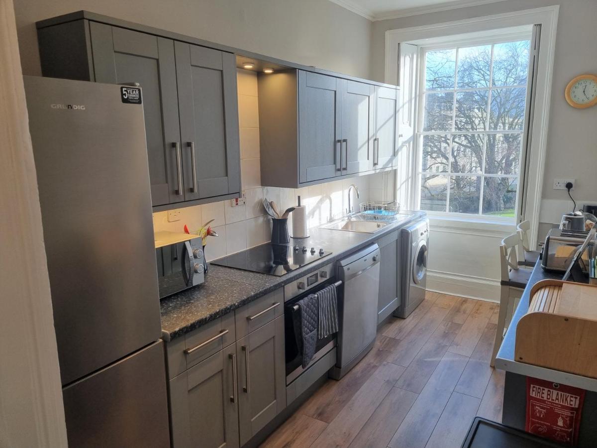 Park View Two-Bedroom Apartment Bath Luaran gambar