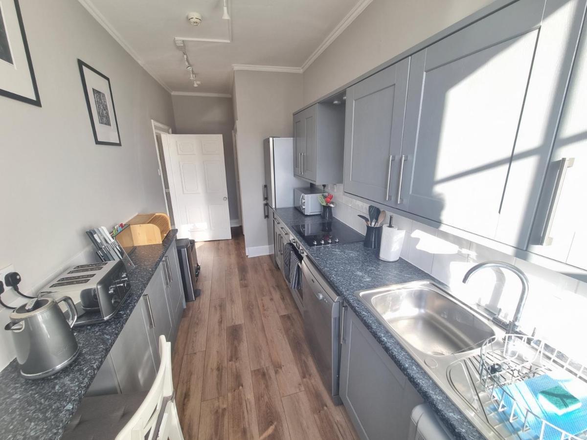Park View Two-Bedroom Apartment Bath Luaran gambar