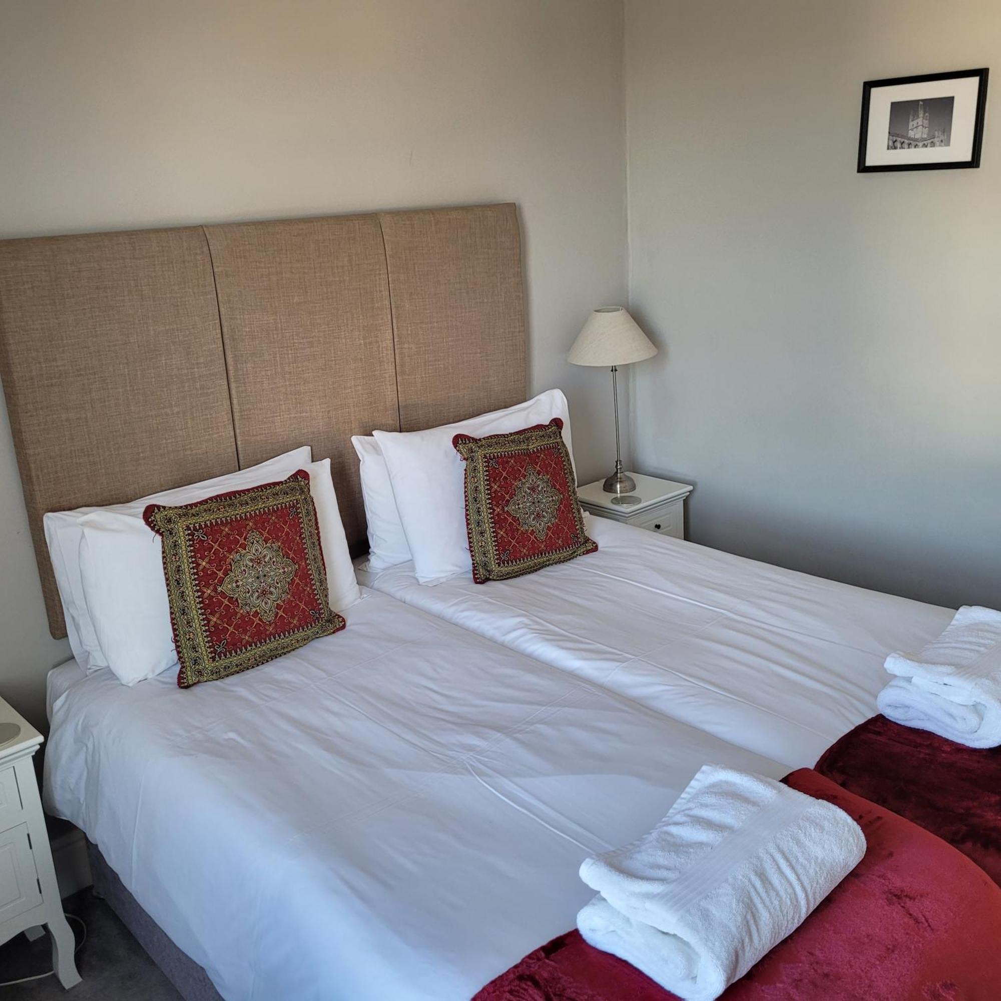 Park View Two-Bedroom Apartment Bath Luaran gambar